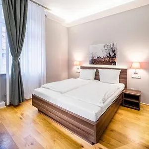 Apartahotel Living-world